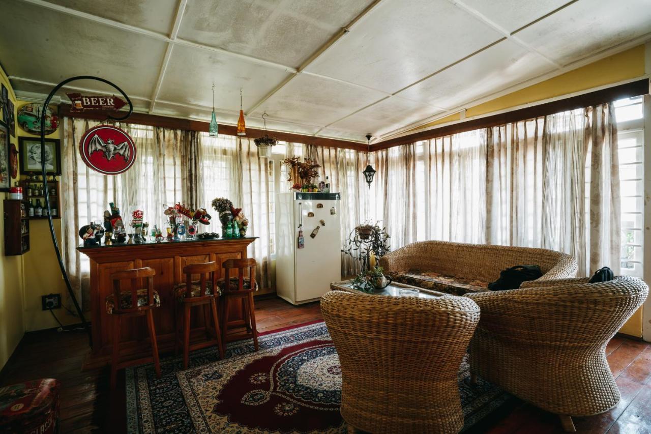 Rock Cliff Home Stay Shillong Exterior photo