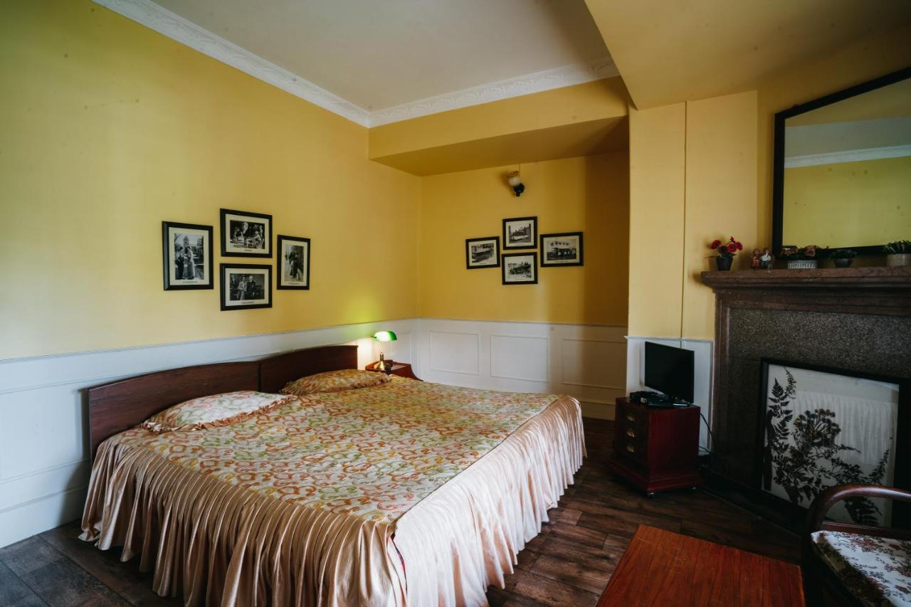Rock Cliff Home Stay Shillong Exterior photo
