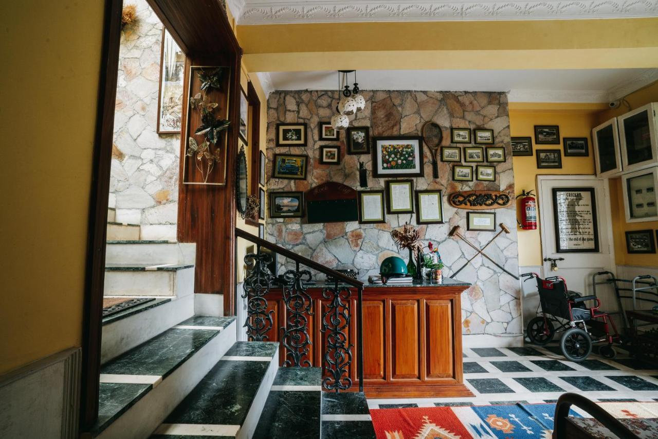 Rock Cliff Home Stay Shillong Exterior photo