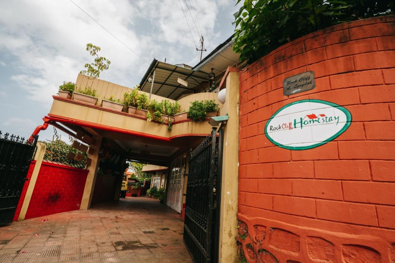 Rock Cliff Home Stay Shillong Exterior photo