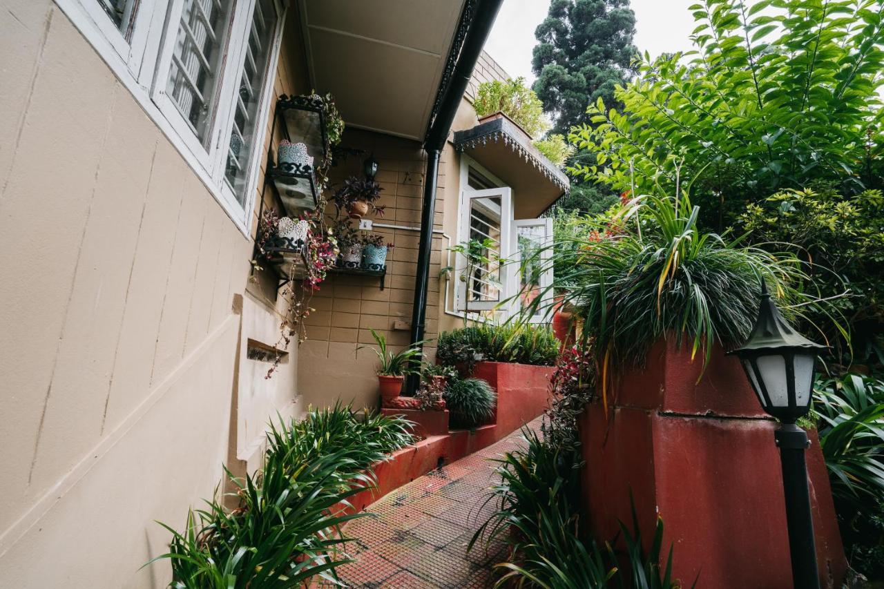 Rock Cliff Home Stay Shillong Exterior photo