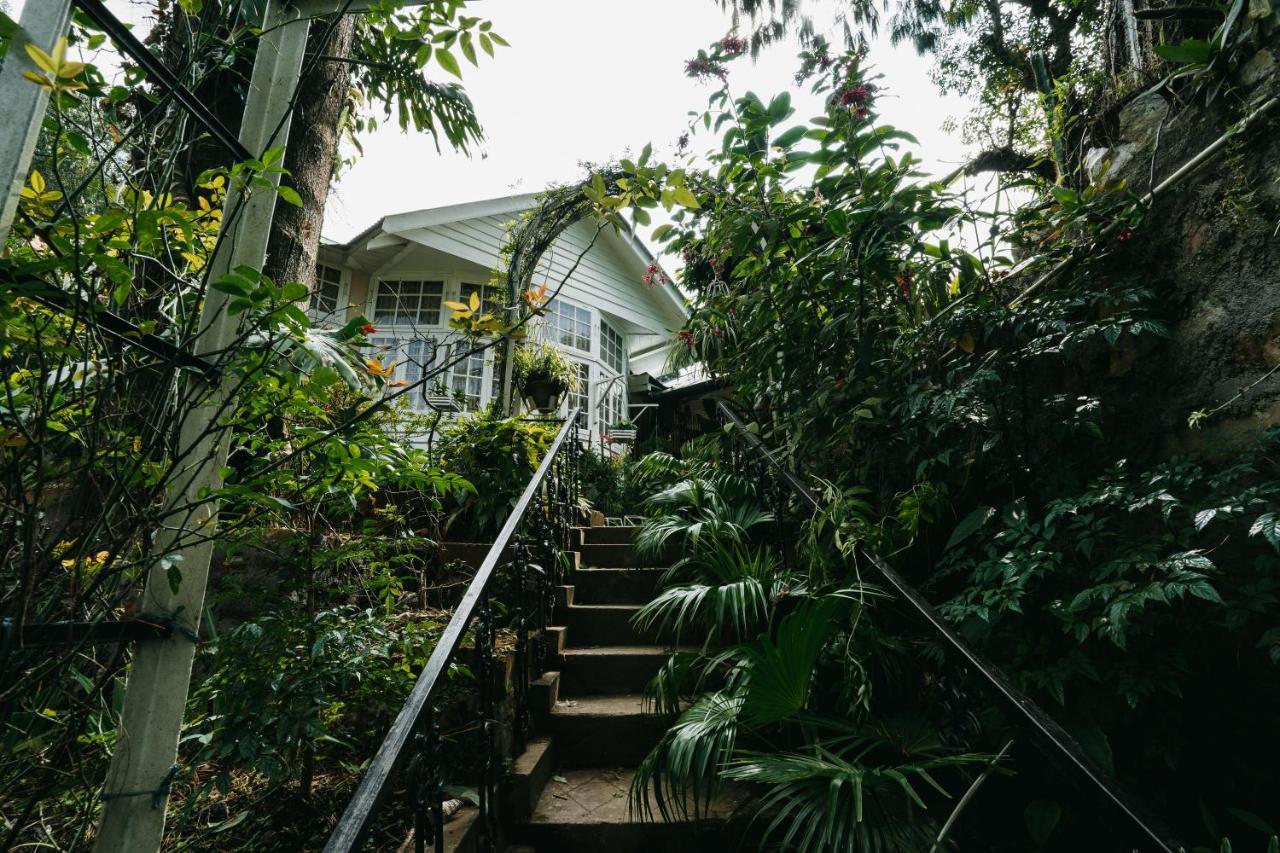 Rock Cliff Home Stay Shillong Exterior photo