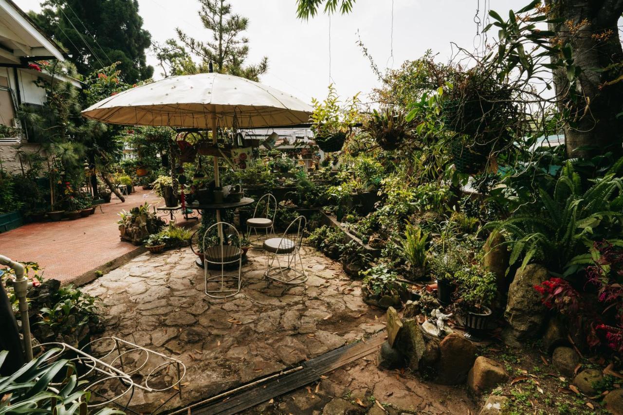 Rock Cliff Home Stay Shillong Exterior photo